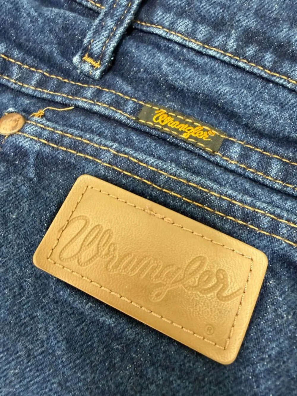 Wrangler Jeans Mens 42X30 Cowboy Cut Boot leg Stretch Regular Fit Western Blue